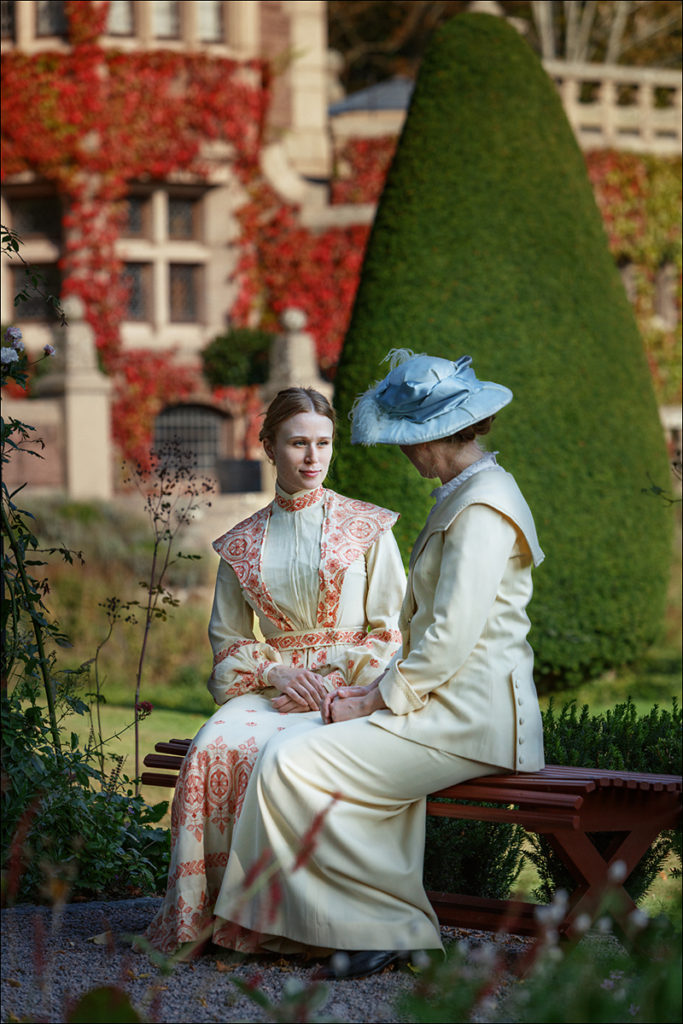 Utställning 2017, kostymer från Downton Abbey på Tjolöholms slott